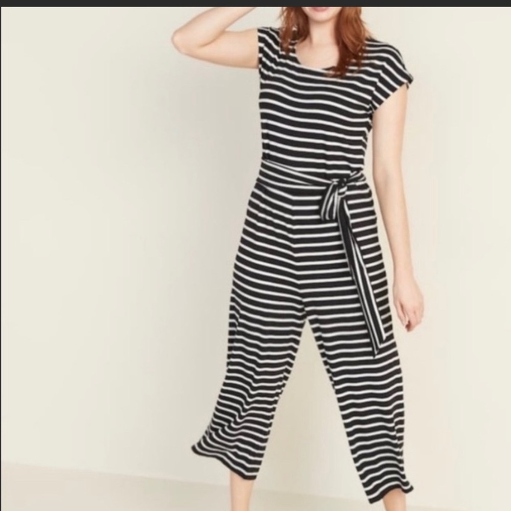 Black and White Striped Jumpsuit Size XL